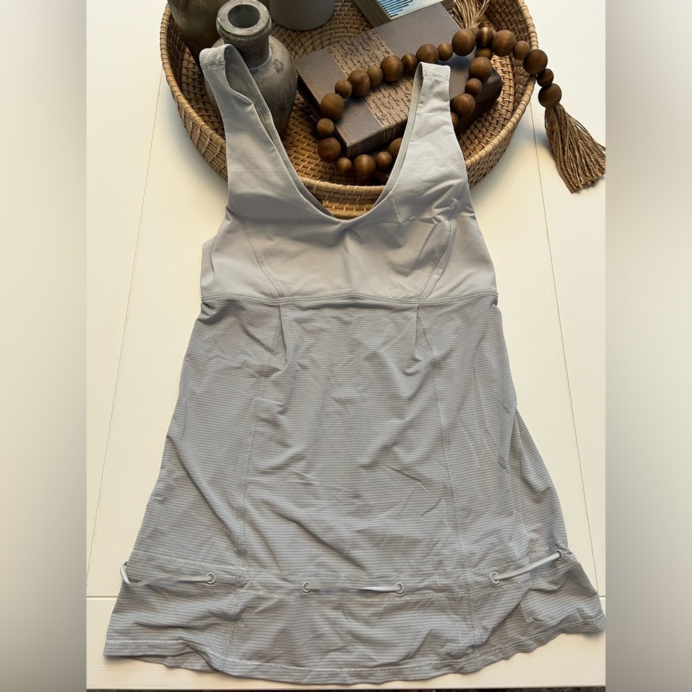 Lululemon Workout Tank Top, size 6